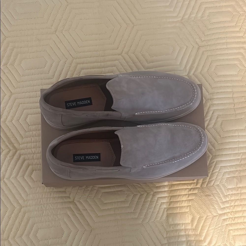 Steve Madden Taupe Men's Slip-On Loafers
